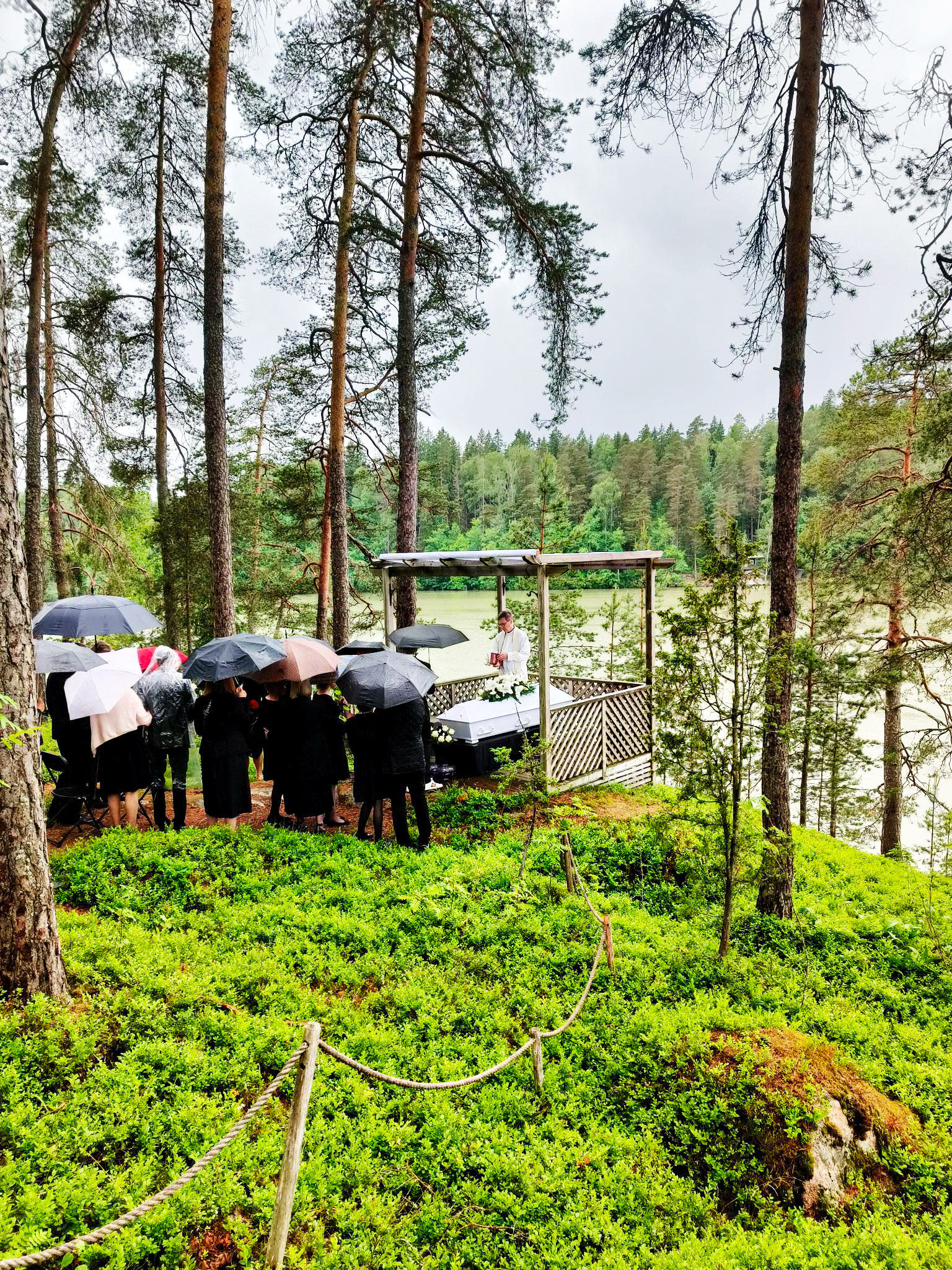 Siunaus-Impivaara-Kiitos-hautajaiset